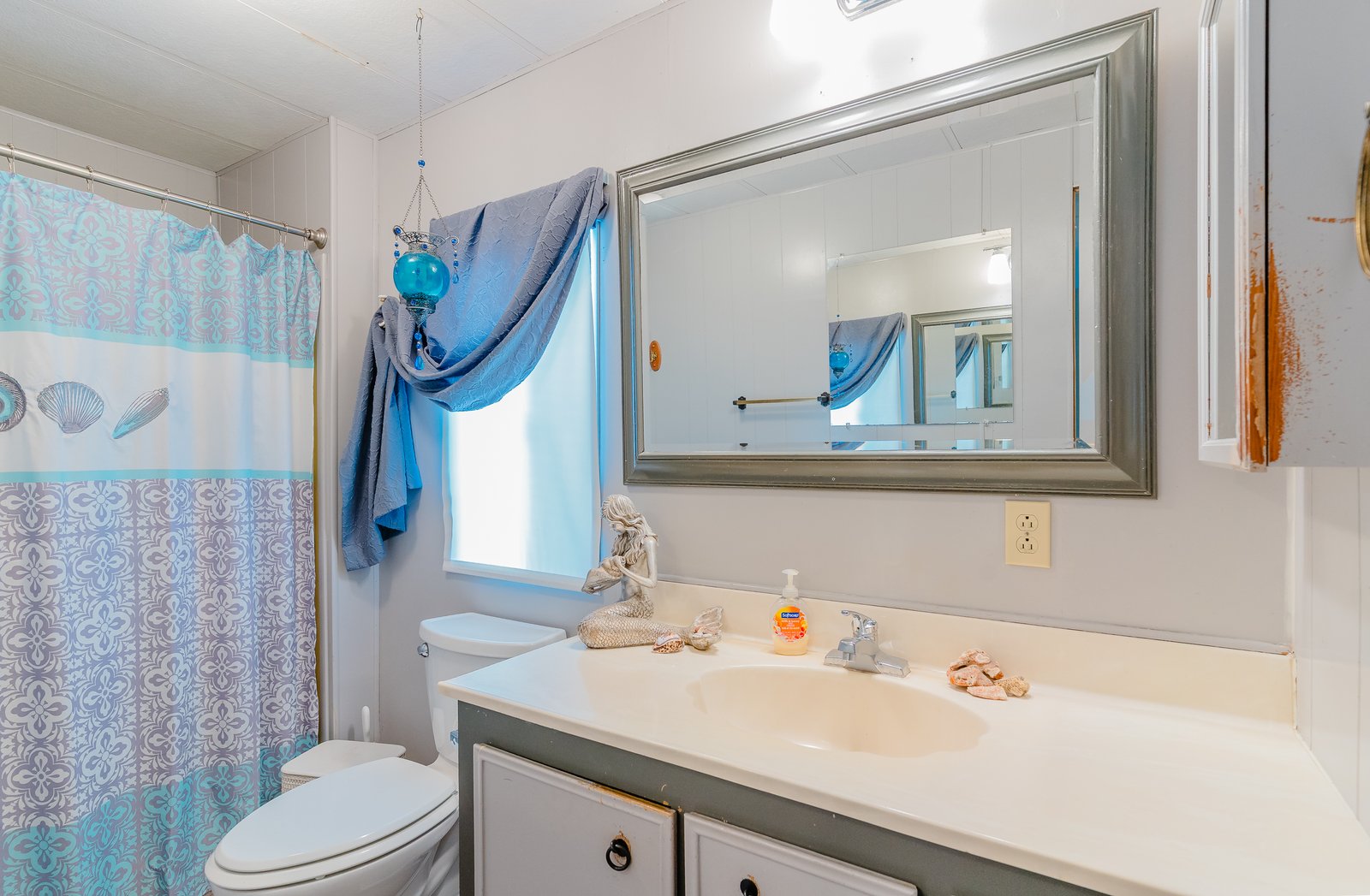 5001 W Florida #225 Hemet CA 92543